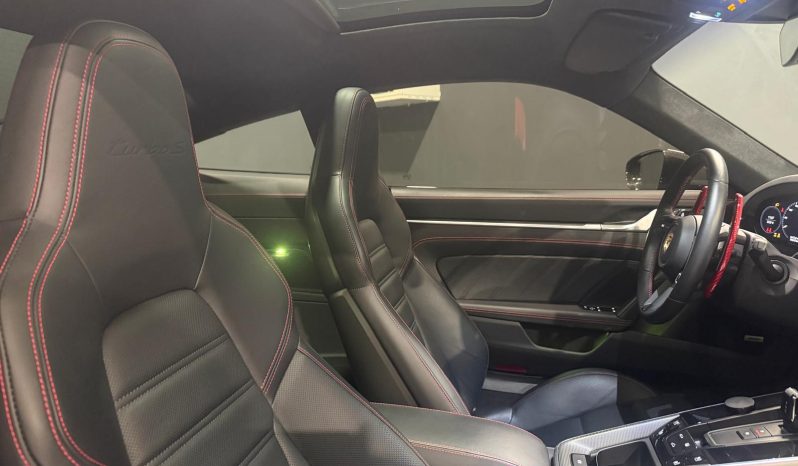 Porsche 911 Carrera 992 Coupe 3.7 Turbo S auto completo