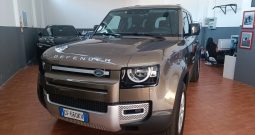 Land Rover Defender 110 3.0d i6 mhev SE awd 200cv 7 POSTI / GANCIO TRAINO