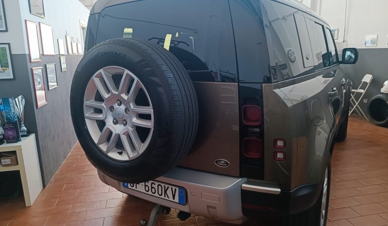 Land Rover Defender 110 3.0d i6 mhev SE awd 200cv 7 POSTI / GANCIO TRAINO completo